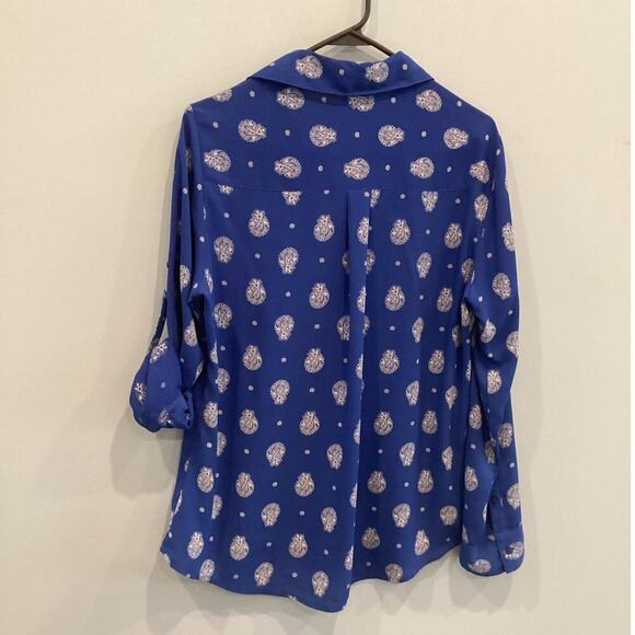 Express Portofino Shirt Size M Royal Blue Paisley Roll Tab Sleeve Work Office - Picture 4 of 9
